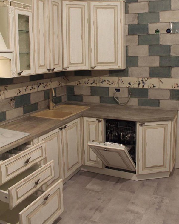 Кухня из крашеного МДФ №73