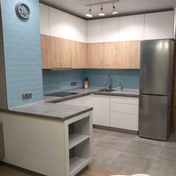 Кухня без ручек №12