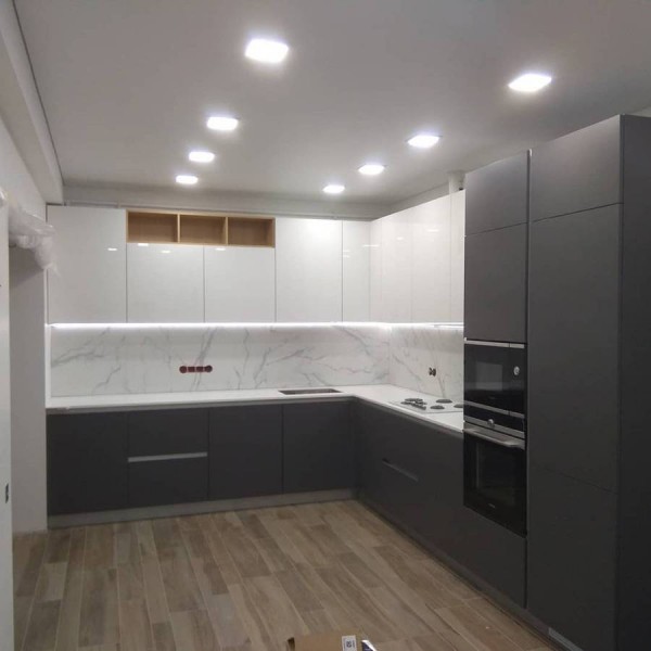 Кухня без ручек №01