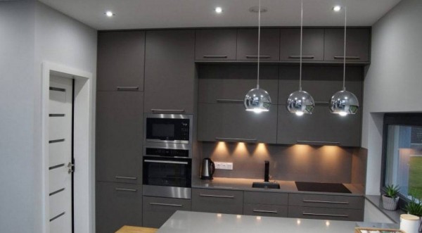 Кухня из пластика Феникс №109