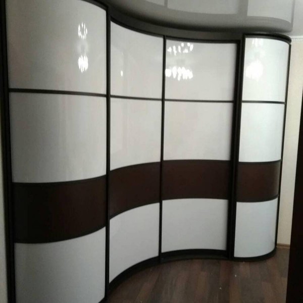 Радиусный шкаф-купе №23