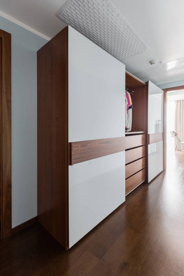 Шкаф-купе для прихожей № 117