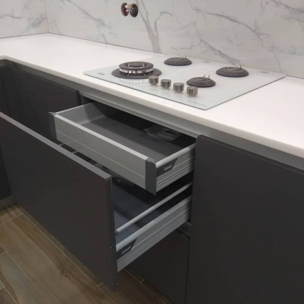 Кухня без ручек №01