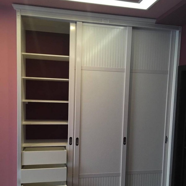 Шкаф-купе для гостиной №50