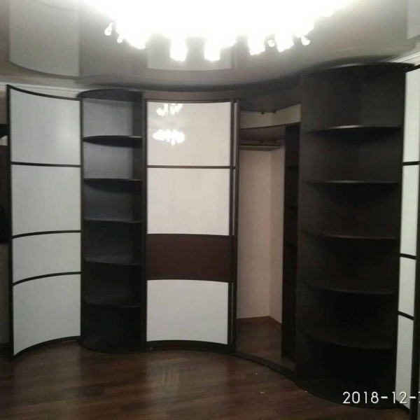 Радиусный шкаф-купе №23