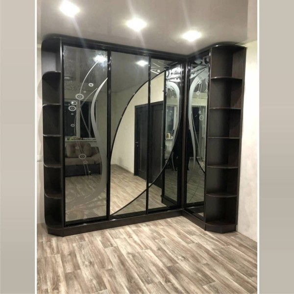 Угловой шкаф-купе №32