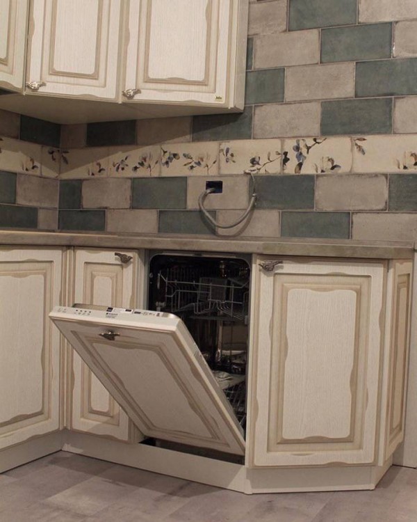 Кухня из крашеного МДФ №73