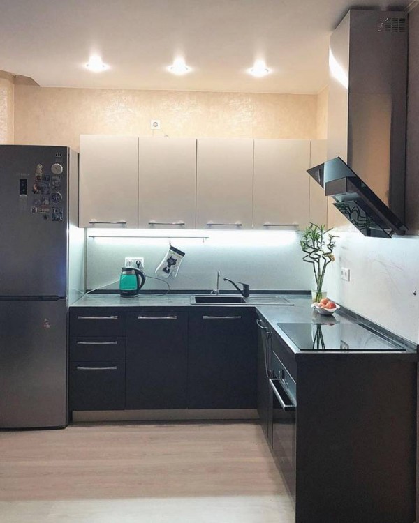 Кухня из пластика №132