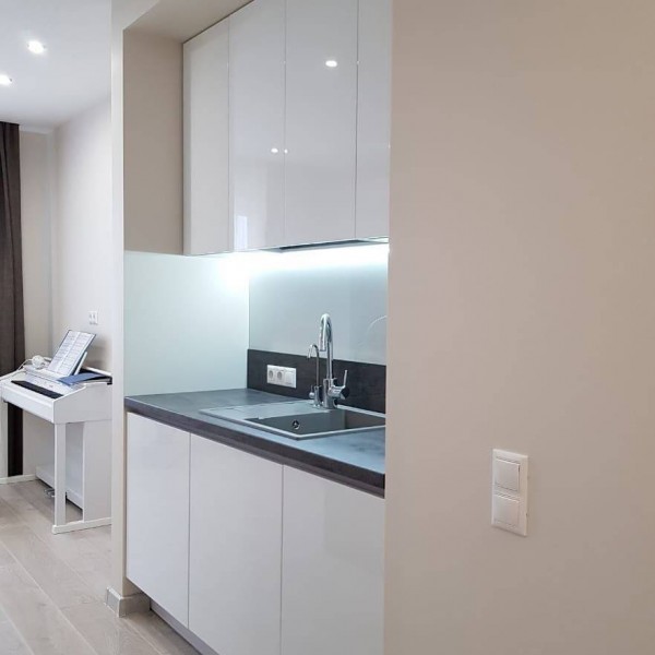 Кухня из крашеного МДФ №71