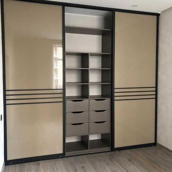 Шкаф-купе в спальню № 164