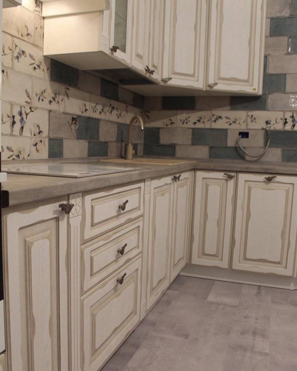 Кухня из крашеного МДФ №73