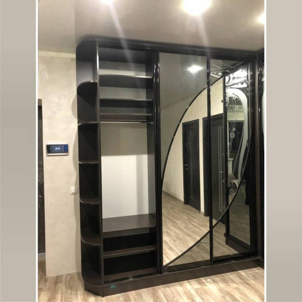 Угловой шкаф-купе №32