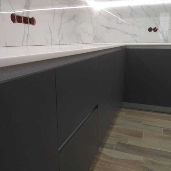 Кухня без ручек №01