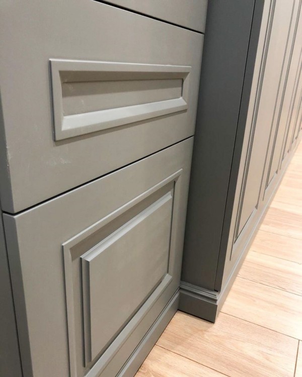 Распашной шкаф для прихожей № 142